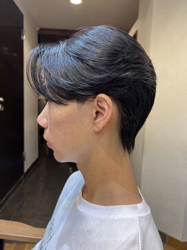 エクリ 麻布十番(equri) ニュアンスパーマセンターパート