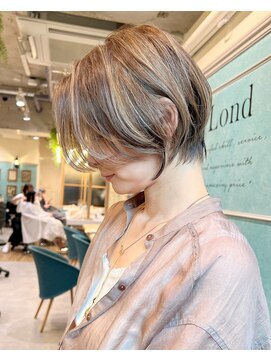ロンドグロワール 大宮(Lond Gloire) ワンレン韓国風小顔ショート/ハイトーン透明感カラー/大宮