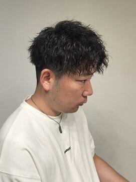 ニアウ 伊勢崎連取店(Niau) 刈り上げショートマッシュツイストスパイラルパーマ