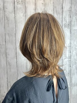 ビューティドレッセヤマノ 池袋パルコ(Beauty Dresse YAMANO) 【ミディアム】【ウルフ】【レイヤー】【ハイライト】