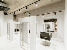 シロフイケブクロ(shirof ikebukuro)