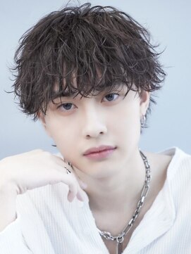 ゴールド 京都 三条(GOALD) ツイストスパイラル縦落ちパーマラウンドマッシュ