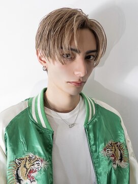 オーシャントーキョー 大阪(OCEAN TOKYO) ハイライトミルクティーベージュツーブロックメンズマッシュ