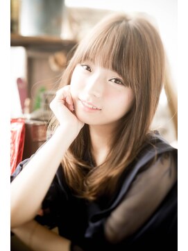 オハナ(ohana) 【ohana/表参道】透けて、揺れて、大人のセミディ。