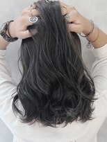 ムウ 難波(MOU)&nbsp;ハッシュカットフルバング似合わせカットレッドブラウン20代30代