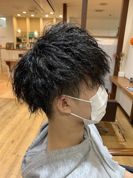 ジッカジッカ(Jicca Zicca) ツイストパーマ