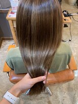 スアバイキキ(SuA by kiki.)&nbsp;レイヤーボブ/外ハネボブ/大人ショート/ニュアンスカラー[千葉]