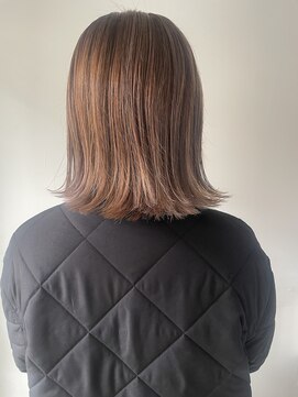 ミルク キチジョウジ(milk kichijoji) 外ハネ×脱白髪ぼかしベージュ【milkkichijoji吉野けいこ】