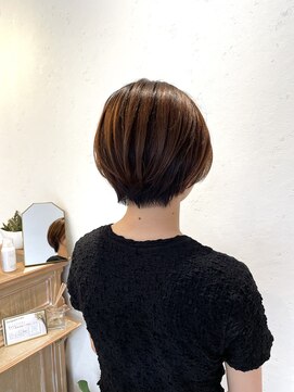 ルッカバイジェービー 行徳(lucca by jb) 黒髪/ボブルフ/ネビージュ/小顔/ワンレン/ボブ/ショート/前髪