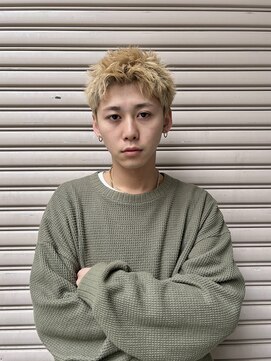 ヒュージ 表参道(huge) メンズカット/ダブルカラー/ブリーチ/スパイキーショート/表参道