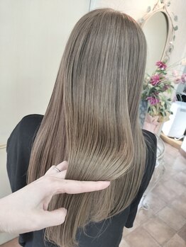 お客様の雰囲気や好みに合わせたスタイルを提案♪自分では気づかない魅力を引き出す髪型を提供します◎