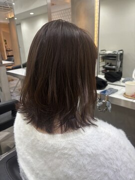 ヴィオットバイサロン(Viot by Salon) ボブレイヤー/ピンクベージュ