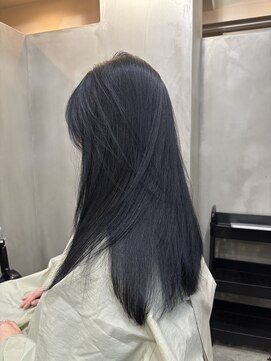 ブルーブラックカラー