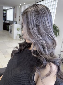 ハイライトカラー/バレイヤージュ