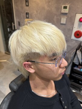 メグロバーバーショップロッポンギ 目黒六(MEGURO BARBER SHOP 6PPONGI) マレットスタイル×ブロンド