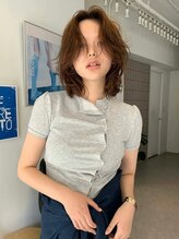 中明度でも重く見せない透明感ベースコントロール[原宿/原宿駅/ブリーチ/ハイトーン/ダブルカラー/学割U24]