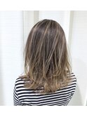 20代30代★透明感外国人風カラー×バレイヤージュ