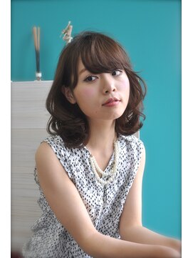 クラン(clan) 伸ばしかけ大人アッシュキュートミディ