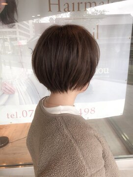 ヘアメイク シュシュ(Hair make chou chou) ことりベージュ毛先パーマ黒髪30代40代
