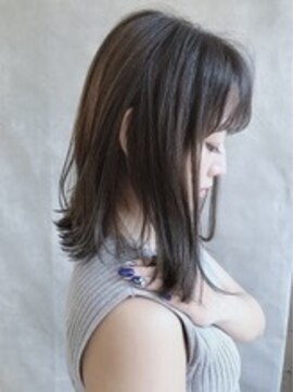 アンダーバーホワイト 大阪上本町店(_WHITE) 上本町店切りっぱなしワンレンボブ