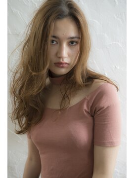 ミエル ヘア 新宿(miel hair) 〈mielhair新宿〉大人のゆるウェーブロング