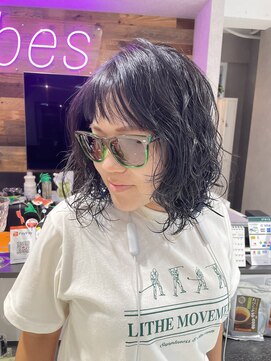 バイブス バイ ケンジ(vibes by KENJE) レイヤーカット