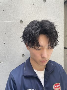 カンゴール サロン トウキョウ セントラル 原宿(KANGOL SALON TOKYO CENTRAL) 波巻きセンターパート