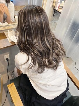 ルフレ 新宿本店2nd(Reflet) ハイライト/ブリーチ/ダブルカラー