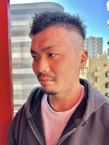 ロミーオム 本厚木(ROMMY. Homme)&nbsp;刈り上げフェード風短髪アップバングショートビジネスメンズヘア