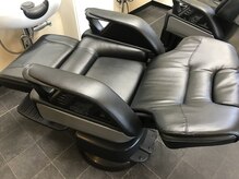 フルフラットの寝た状態の仰向けシャンプーやヘッドスパも！