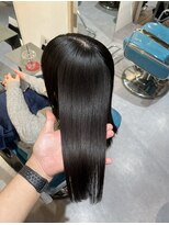 リラエ(Lyrae) 縮毛矯正/髪質改善/美髪カラー/トリートメント【大阪/西梅田】