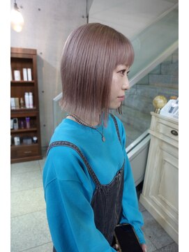 ヘアーデザイン アルエ(HAIR×design ARUE) 【YUGO】ラベンダーベージュ×切りっぱなし