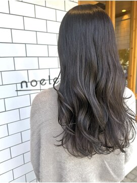 ノエル(noele) グレージュ×ロングヘア