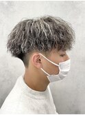 ツイストパーマ/ホワイトメッシュ/ツーブロマッシュ
