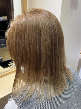 エム インターナショナル 白岡 キュート(EMU international CUTE) ブリーチ無し☆ダブルカラーべース