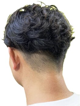 アルモニ(hARmoNiE)の写真/多様なメンズスタイルに対応!再現性の高いメンテナンスしやすいスタイルが人気のサロン☆