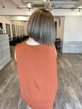 アピューズ ヘアー 西宮北口(Apiuz Hair) ハイトーンボブ