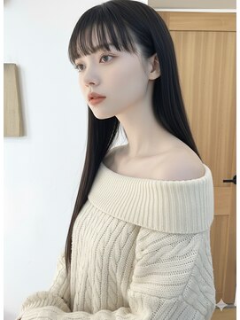 黒髪ロングヘア　縮毛矯正　髪質改善トリートメント　前髪カット