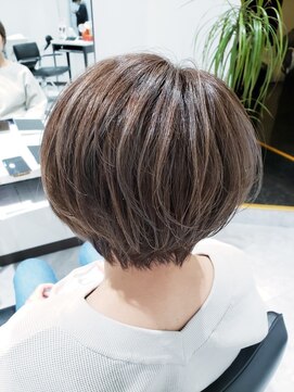 シュール センター南(SURREAL) 大人ボブ