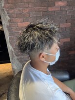 アジトフォーメン(Ajito for men)&nbsp;ツイストスパイラルパーマにハイライトON