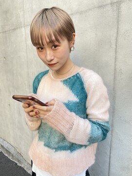 ヌープヘアーアイス(NUUP.hair ici) ハイトーンベージュ×ショートカット