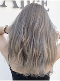 シルバーグレージュバレーヤージュ