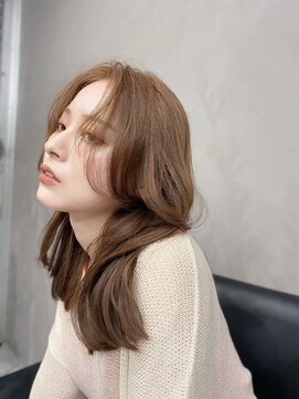 ニジュウサンド ナダーン(23° NADAUN) 大人韓国/くびれヘア/前髪なし