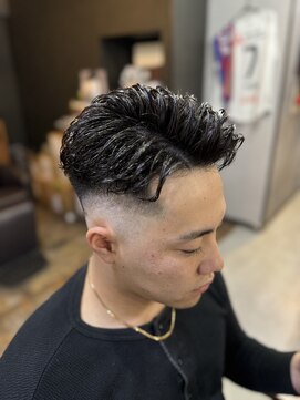 メンズ ラピス(Men's Lapis) オールバックスタイル