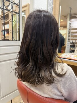 フェルーナ(FeRuna) ナチュラルブラウンベージュカラー