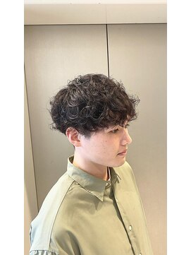 オリーブスバイネオリーブ(Olive's by neolive) スペインカール/カルマパーマ/ベリーショート/新宿