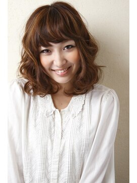 プラスワン 自由が丘(+ONE) 【＋ONE 自由が丘】しっかりウェーブが可愛い大人ミディアム☆