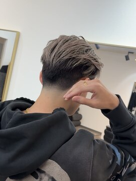 ファミリア 新宿(familiar) エクリュバレイヤージュ