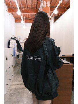 チェリーレッド