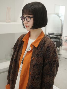 ノーヴァン デフォーム(NOVAN DEFORM) 顎上ラインのミニボブ